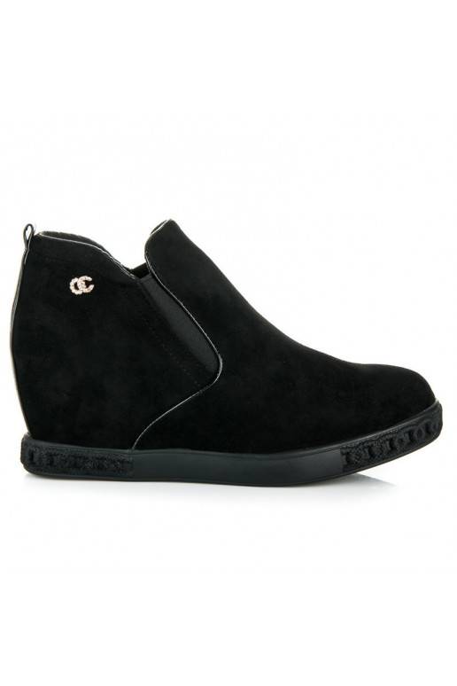 Scarpe slip-on nere in pelle... Scarpe slip-on nere in pelle...