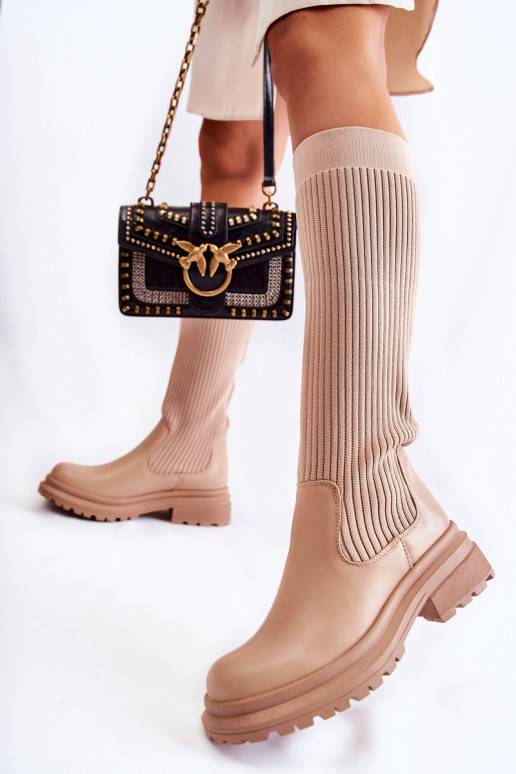 Stivali beige con tacco largo a righe... Stivali beige con tacco largo a righe...