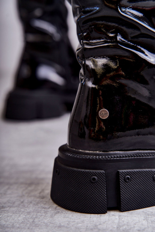 stivali sopra il ginocchio con tacco... stivali sopra il ginocchio con tacco...