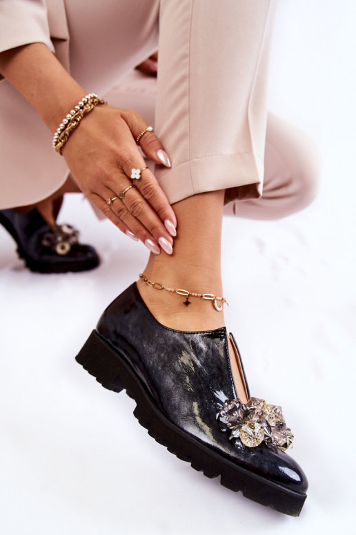 Scarpe da donna con ornamenti ed... Scarpe da donna con ornamenti ed...