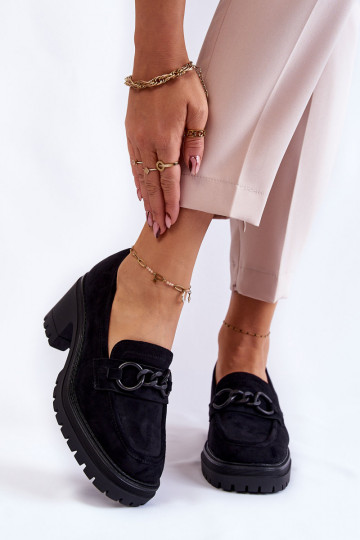 Scarpe in pelle scamosciata con tacco in colore nero Sanya