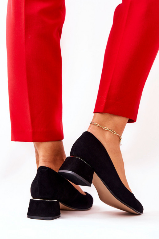 Scarpe da donna in camoscio nero Scarpe da donna in camoscio nero