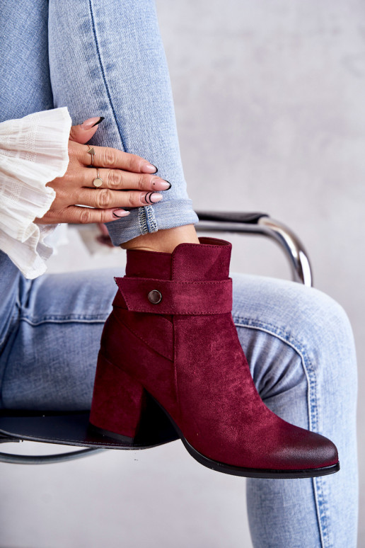 Stivali da donna in pelle scamosciata... Stivali da donna in pelle scamosciata...