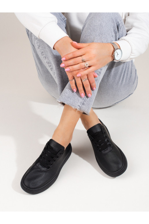 Scarpe sportive nere per il tempo... Scarpe sportive nere per il tempo...