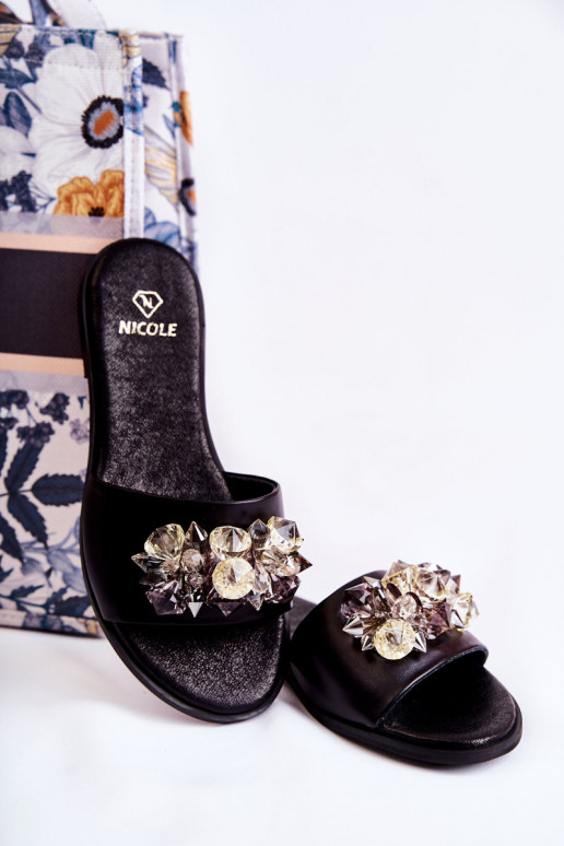 Pantofole nere Nicole con ornamenti