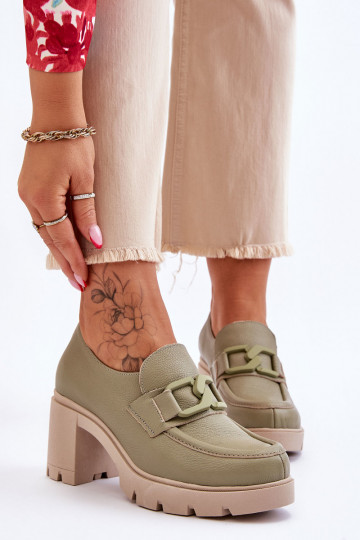 Scarpe dallo stile elegante con tacchi con ornamenti in colore verde Harmell