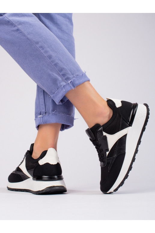 Scarpe sportive con plateau alto...