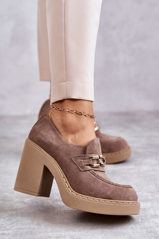 Stivali Jaime in camoscio beige con tacco grosso