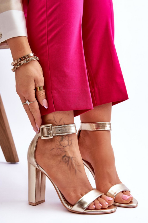 Scarpe col tacco color oro Georgina Scarpe col tacco color oro Georgina