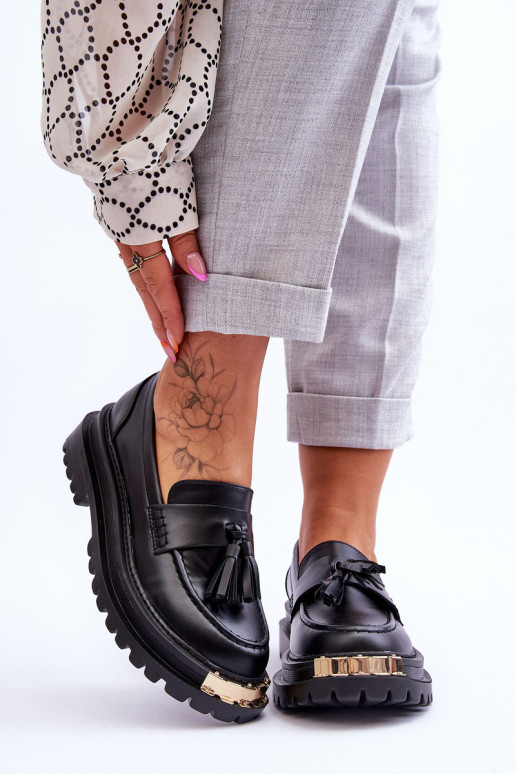 Mocassini con frange in colore nero... Mocassini con frange in colore nero...