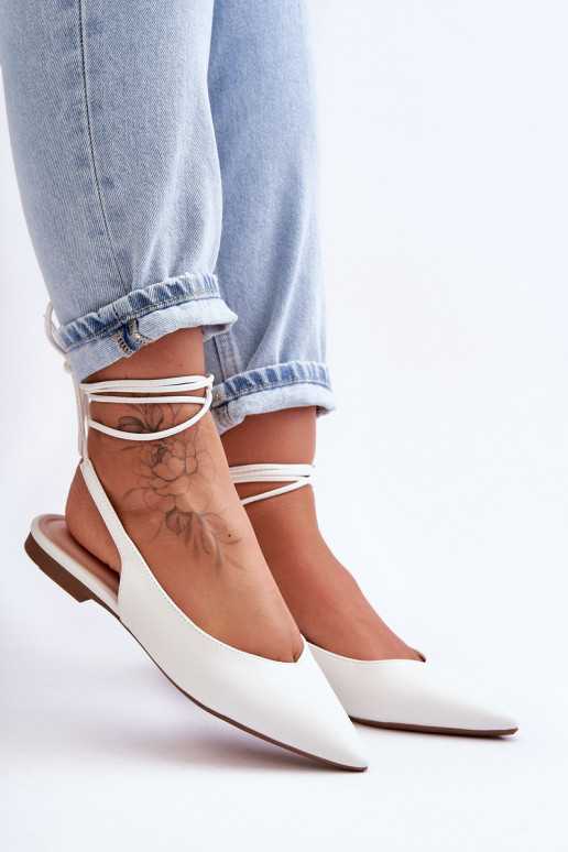ballerine con lacci in bianco Lilly Ann