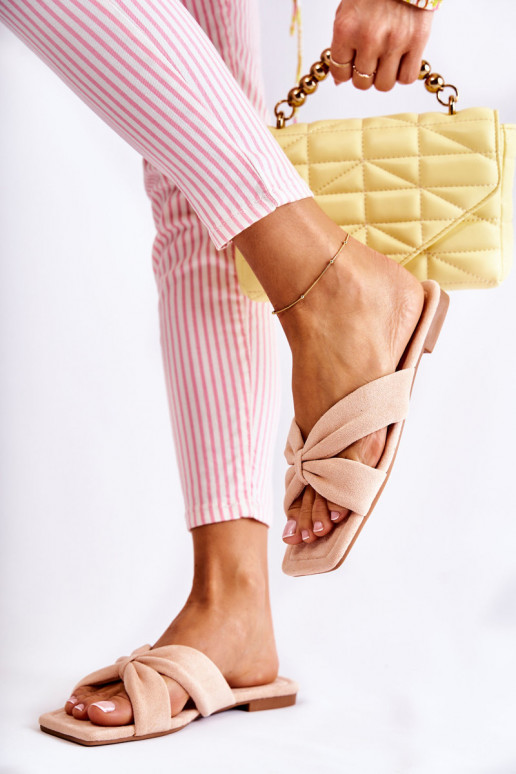 Pantofole Tonalità rosa chiaro... Pantofole Tonalità rosa chiaro...