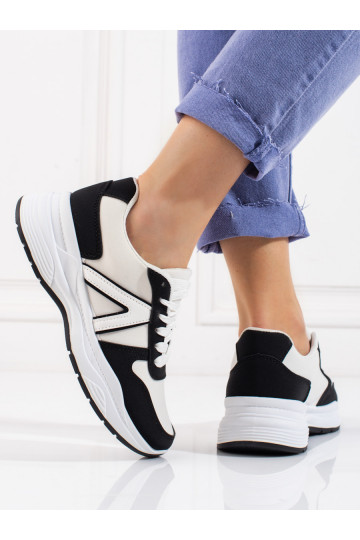 Scarpe sportive in colore bianco Shelovet