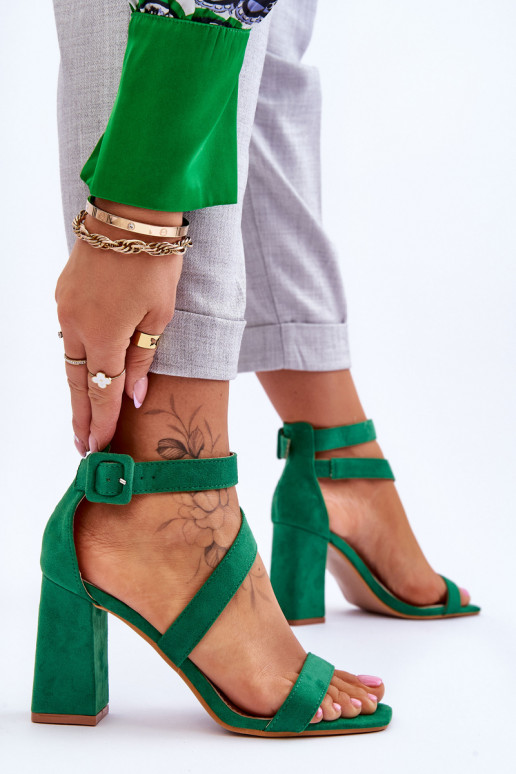 Eleganti scarpe col tacco in camoscio color verde Lanes