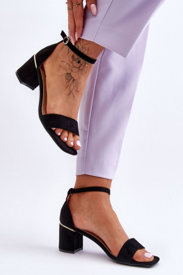 Scarpe con tacco basso in...