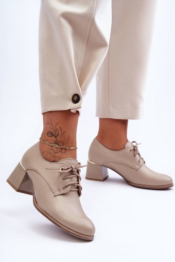 Scarpe modello classico con...