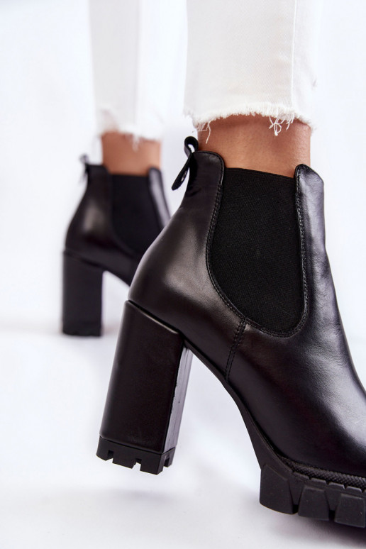 Stivali con tacco in colore nero Eldey Stivali con tacco in colore nero Eldey