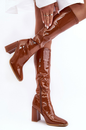 Scarpe in pelle laccata sul tallone Shelovet colore marrone 2