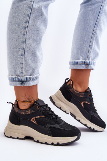 scarpe sportive con lacci in colore nero Escape