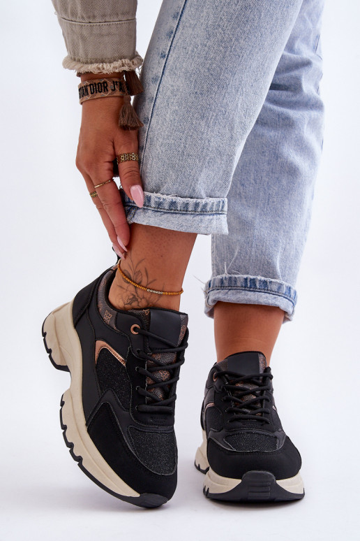 scarpe sportive con lacci in colore... scarpe sportive con lacci in colore...