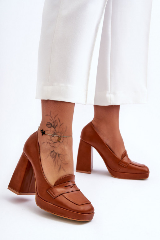 Scarpe eleganti con tacco largo,... Scarpe eleganti con tacco largo,...