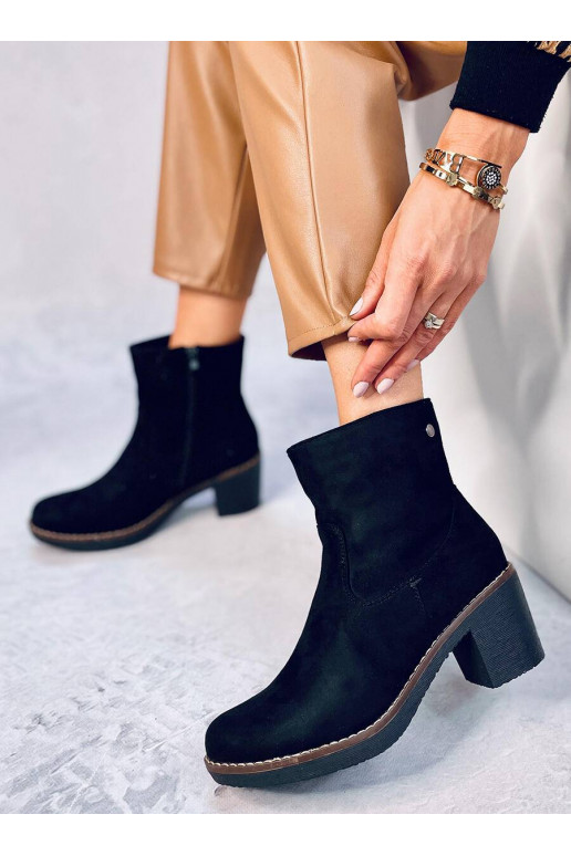 Scarpe con tacco in gomma di colore nero LINZI BLACK