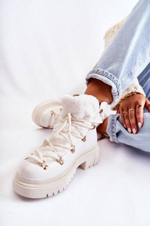 Stivali riscaldati in colore bianco... Stivali riscaldati in colore bianco...