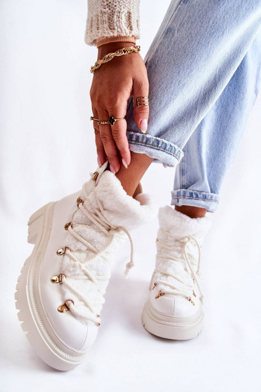 Stivali riscaldati in colore bianco... Stivali riscaldati in colore bianco...