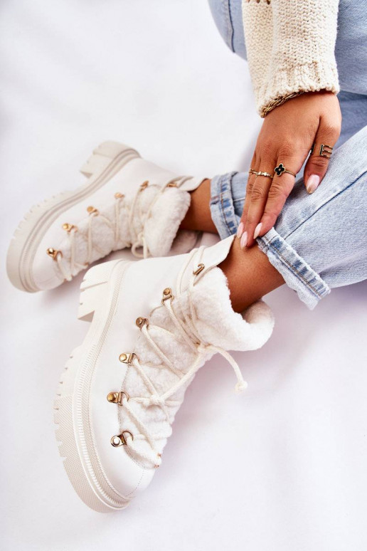 Stivali riscaldati in colore bianco... Stivali riscaldati in colore bianco...