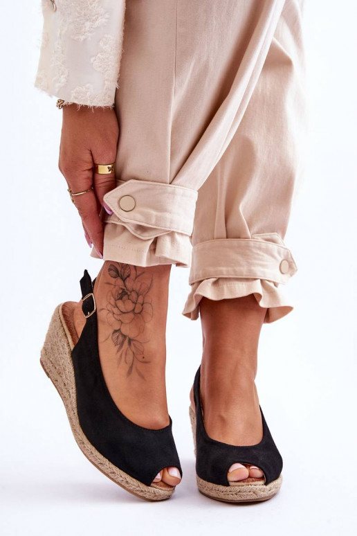 Sandali con plateau in pelle... Sandali con plateau in pelle...