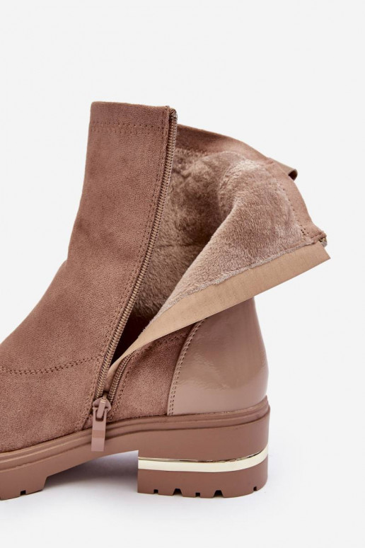 Stivali dal modello classico con... Stivali dal modello classico con...