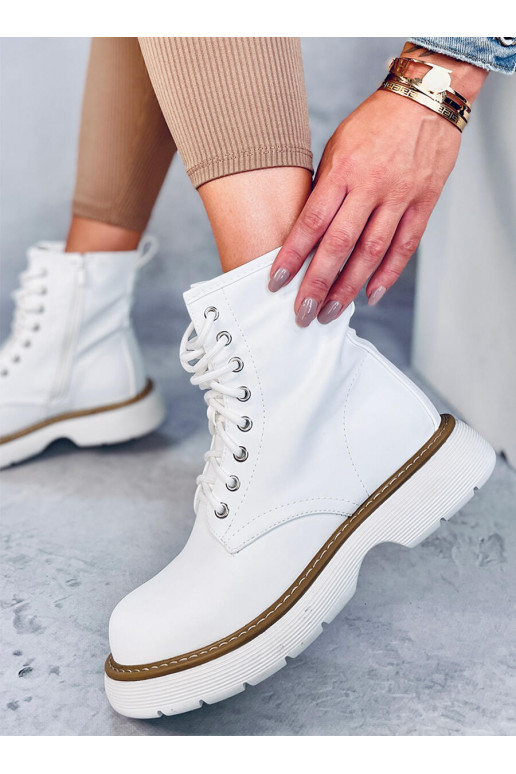 Stivali con lacci in colore bianco...