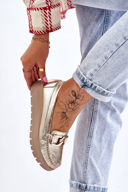 Mocassini con plateau decorati in oro... Mocassini con plateau decorati in oro...