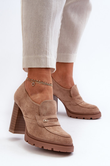 Scarpe realizzate in eco-camoscio con tacco Larmaves beige 2