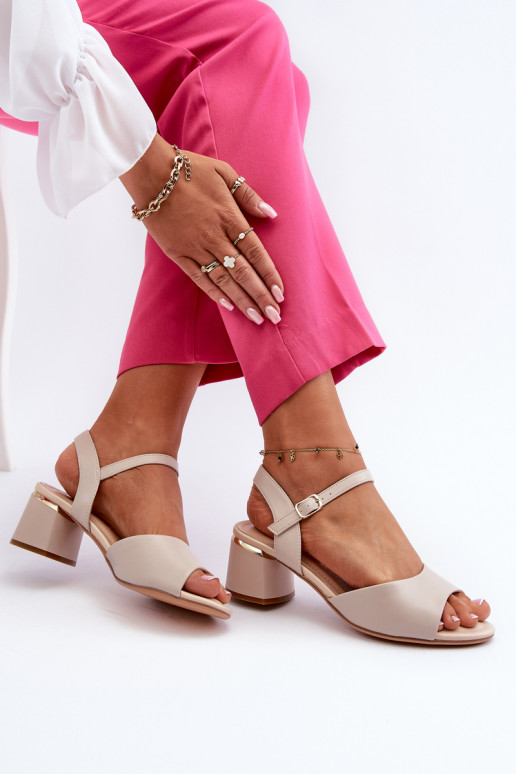 Sandali da donna con tacco basso di...