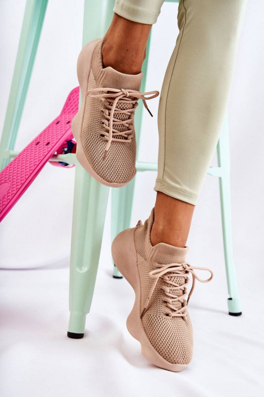 Scarpe sportive del modello di... Scarpe sportive del modello di...