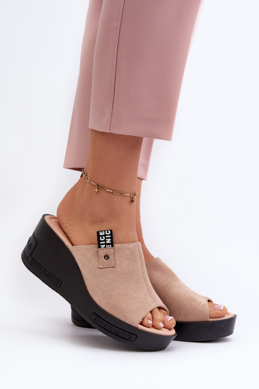 Ciabatte da donna beige Vleni
