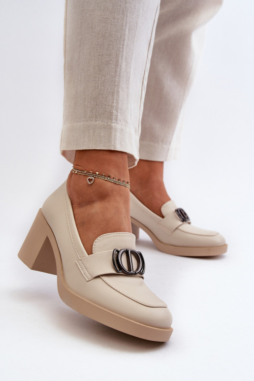 Scarpe con tacco con ornamenti beige Nedarea