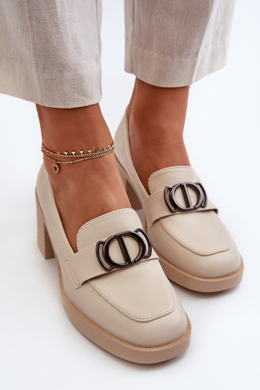 Scarpe con tacco con ornamenti beige Nedarea