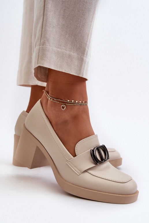 Scarpe con tacco con ornamenti beige Nedarea