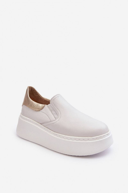 Sneakers con plateau in colore bianco... Sneakers con plateau in colore bianco...