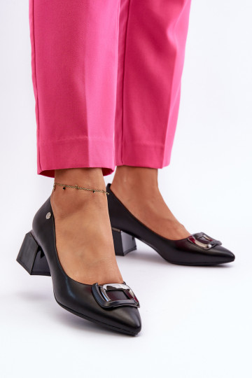 Scarpe col tacco con ornamenti in colore nero Sarala