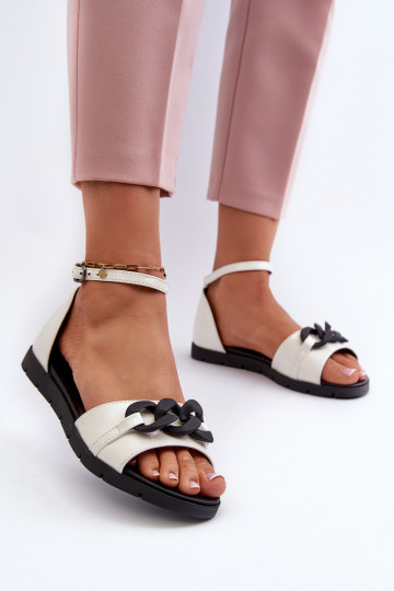 Sandali bassi da donna con catene Vinceza colore bianco