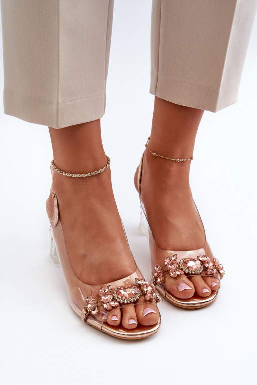 Sandali con tacco dallo stile elegante con bellissimi dettagli in oro rosa D&A