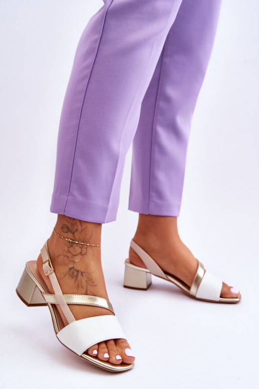 Eleganti sandali con tacco alto in...