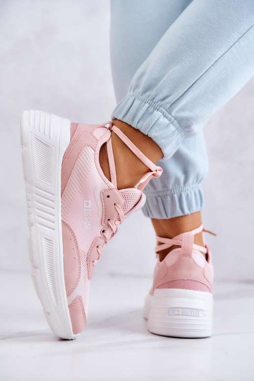 Scarpe da ginnastica alla moda...