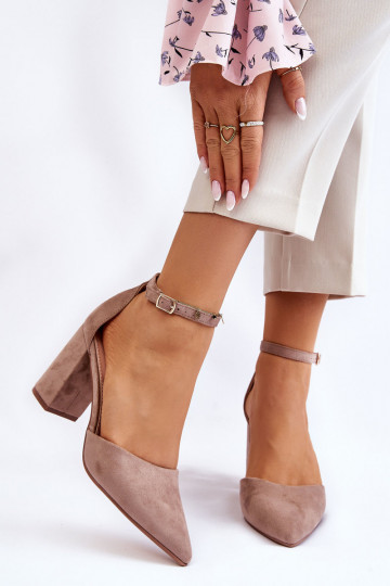 Scarpe col tacco in pelle scamosciata beige Lexie