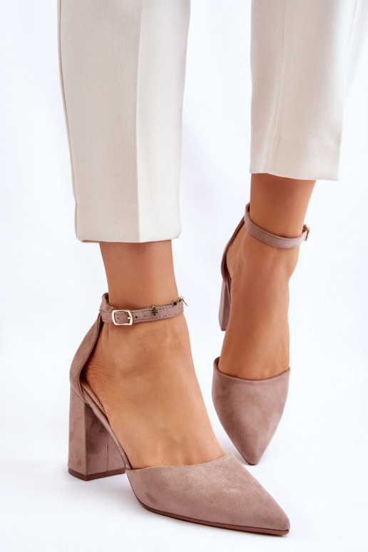 Scarpe col tacco in pelle scamosciata beige Lexie