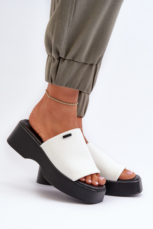 Ciabatte da donna Big Star colore bianco Ciabatte da donna Big Star colore bianco