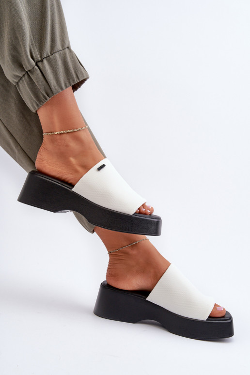 Ciabatte da donna Big Star colore bianco Ciabatte da donna Big Star colore bianco